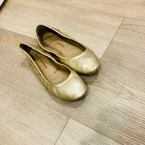 Gold ballet flats